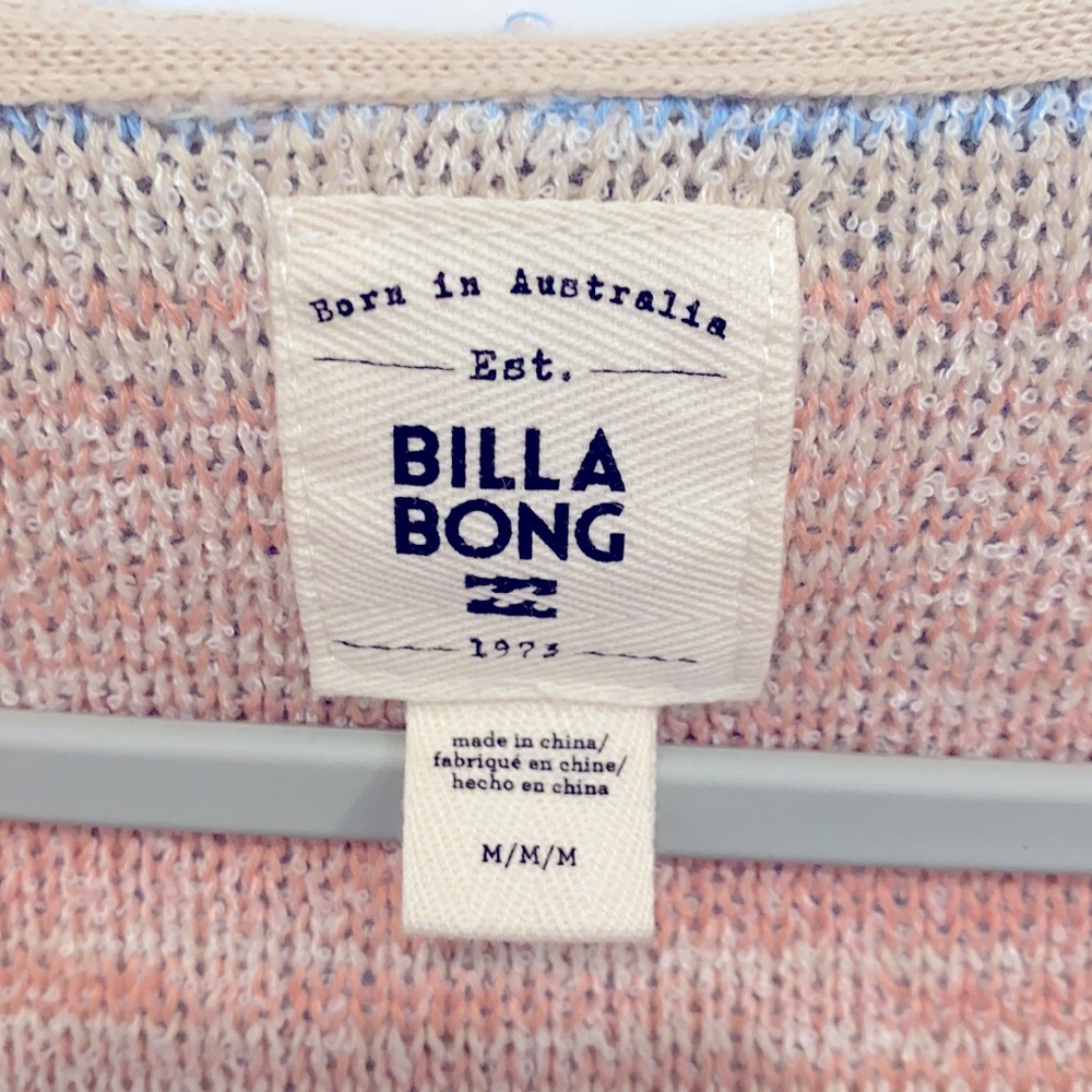Cute beachy hooded sweater from billabong - Picture 3 of 3